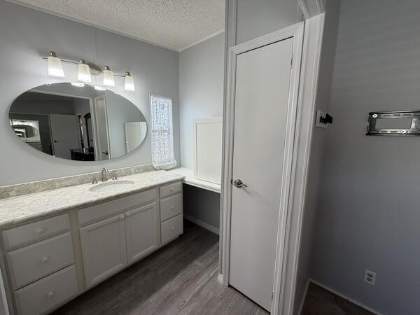 56 Greenview Drive a Winter Haven, FL Mobile or Manufactured Home for Sale
